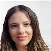 Soy profesora de inglés certificada con más de 8 años de experiencia. Puedo ofrecer clases desde el nivel A1 hasta C1.